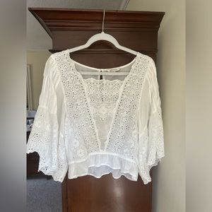American Eagle White Eyelet Peasant Top Medium